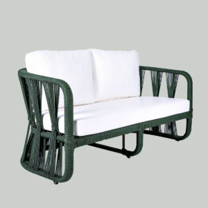 Sofá Bianca com estrutura de alumínio revestido com Corda Náutica.